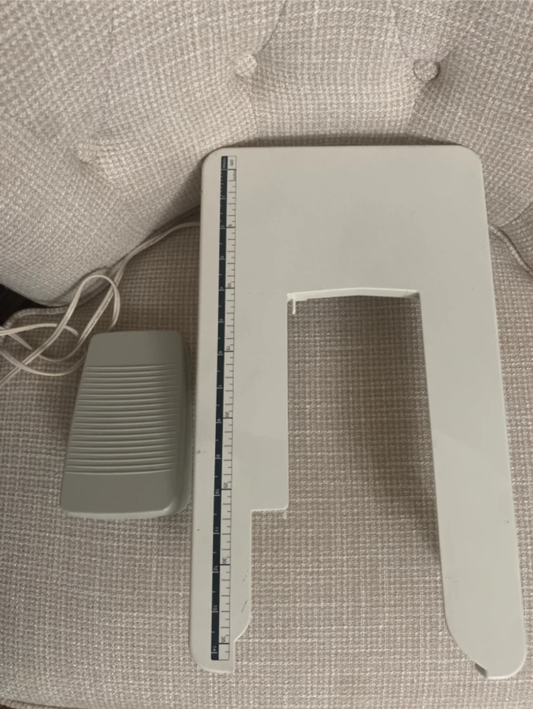 Brother CS-6000i Computerized Sewing Machine - photo 5