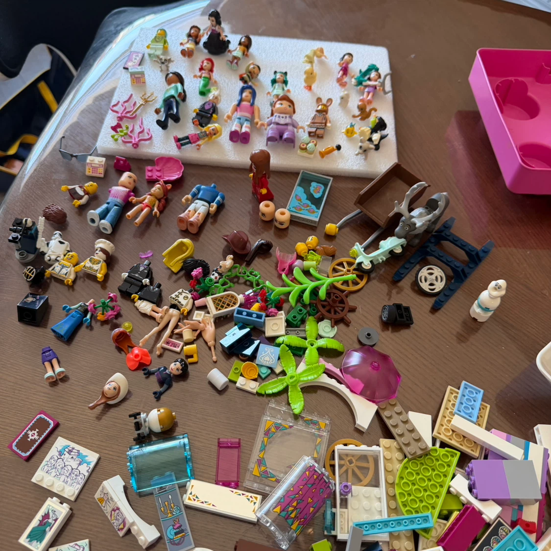 Assorted LEGO Friends and Minifigure Parts - photo 3