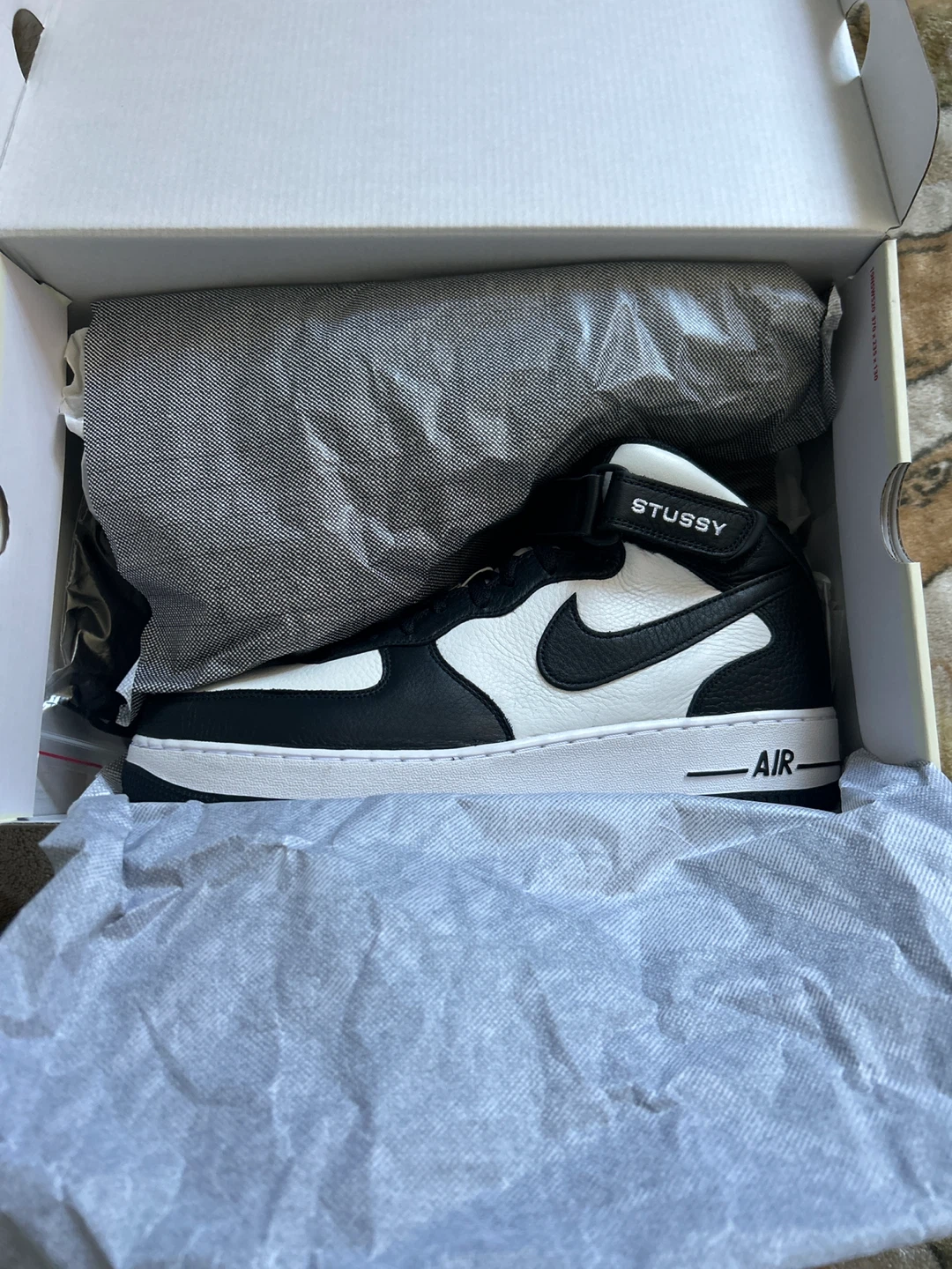 Nikes - photo 2