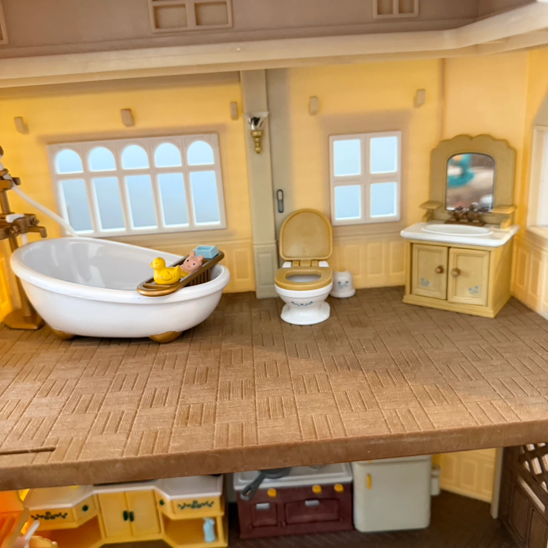 Calico Critters Red Roof Cozy Cottage Toy House - photo 3