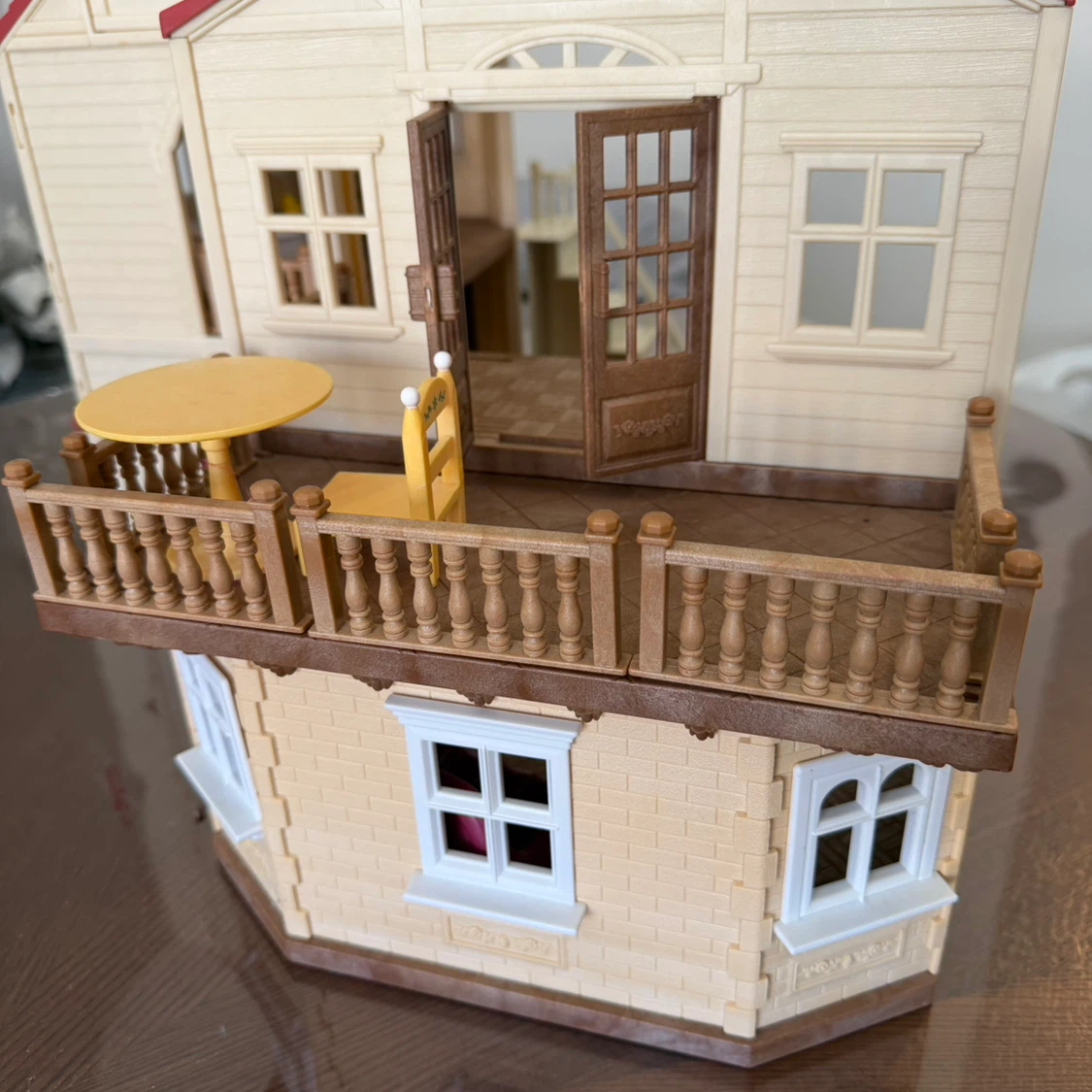Calico Critters Red Roof Cozy Cottage Toy House - photo 4