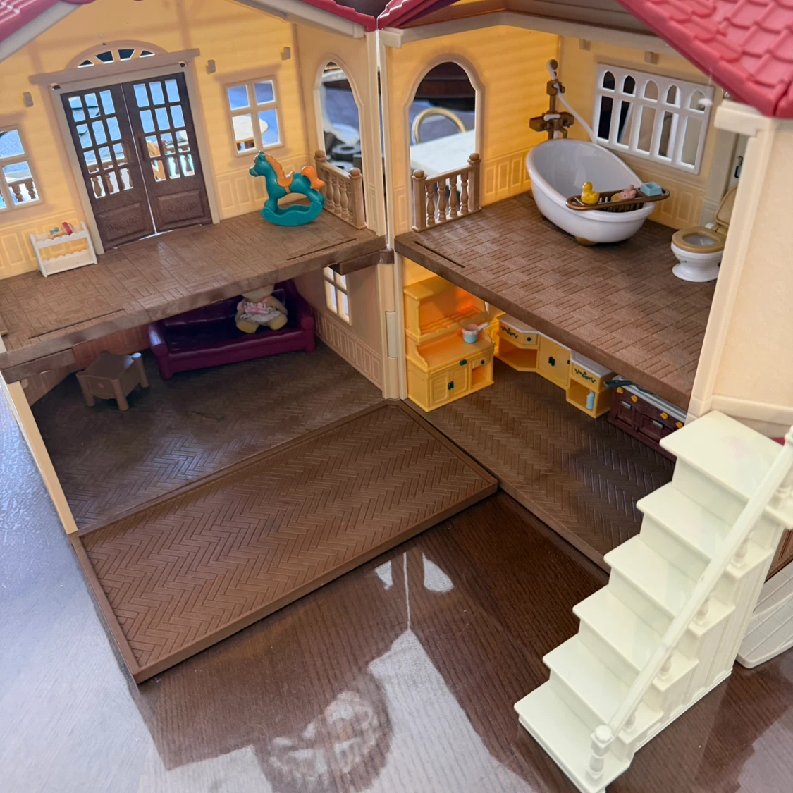 Calico Critters Red Roof Cozy Cottage Toy House - photo 5