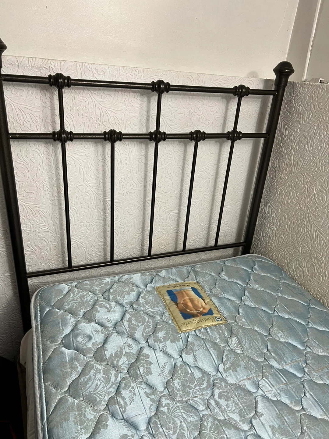 Twin size Metal bed frame and Sealy Posturepedic Mattress - photo 2