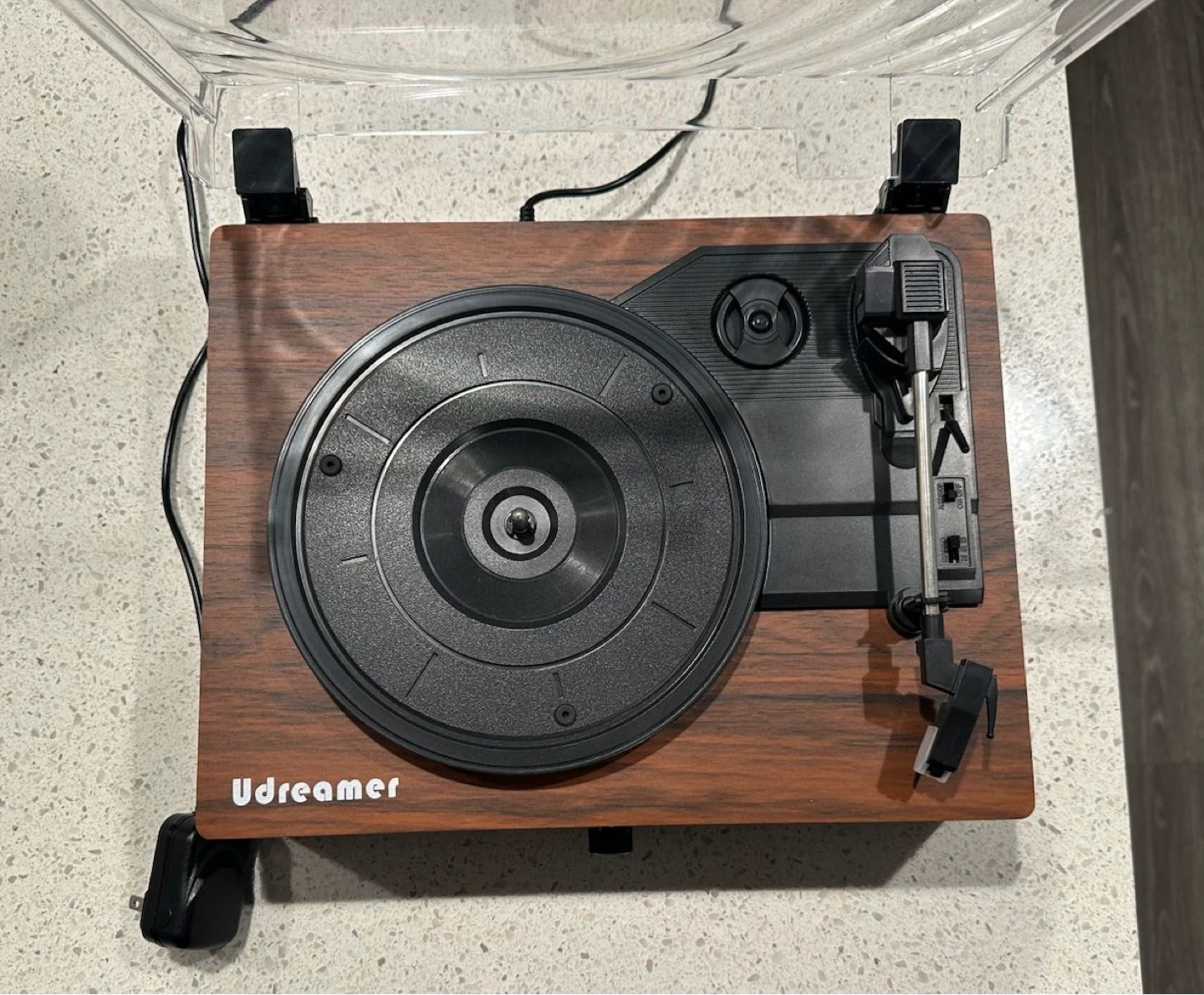UDreamer Bluetooth Record Player with Built-In Speakers (Wood)