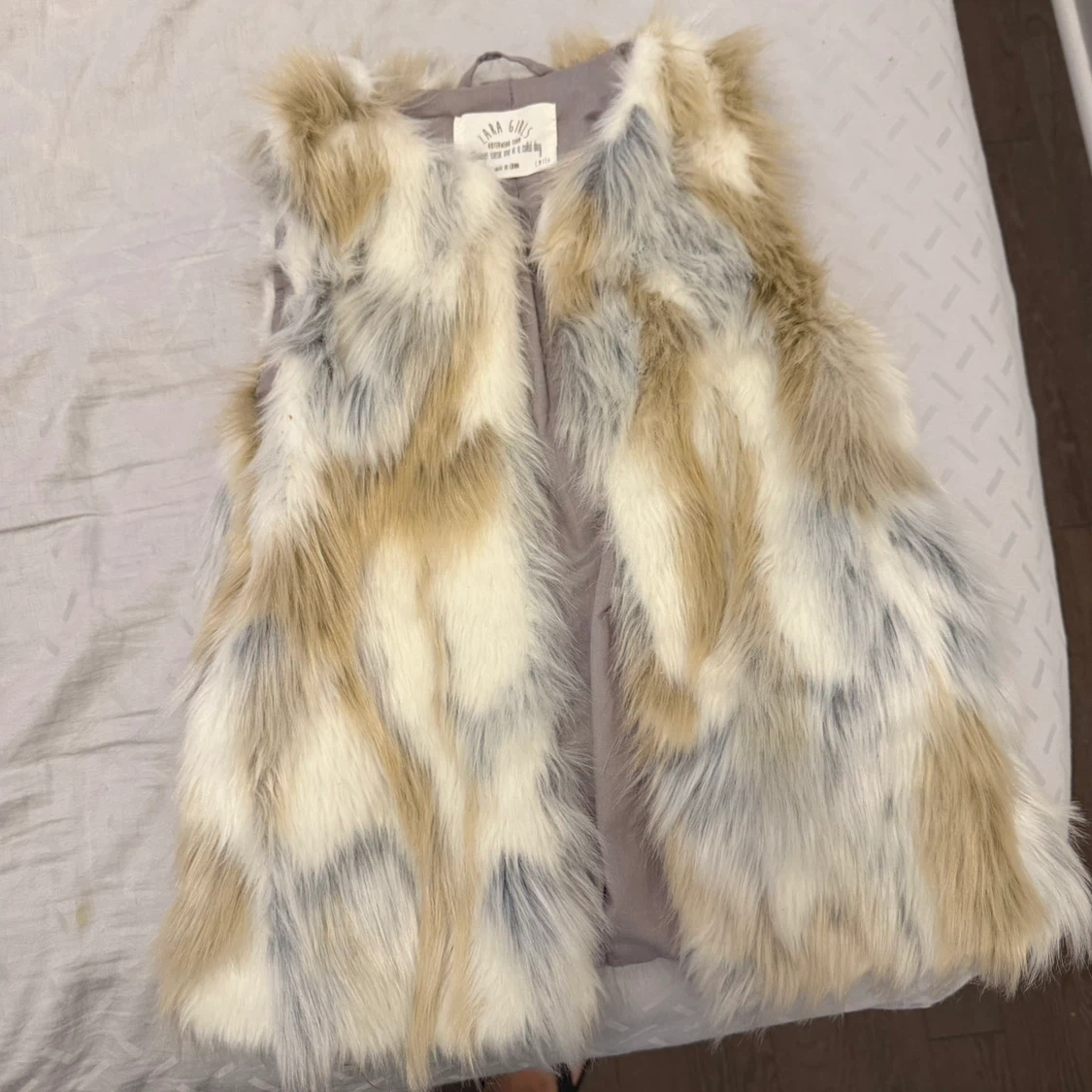 Zara Girls Faux Fur Vest Size 5/6