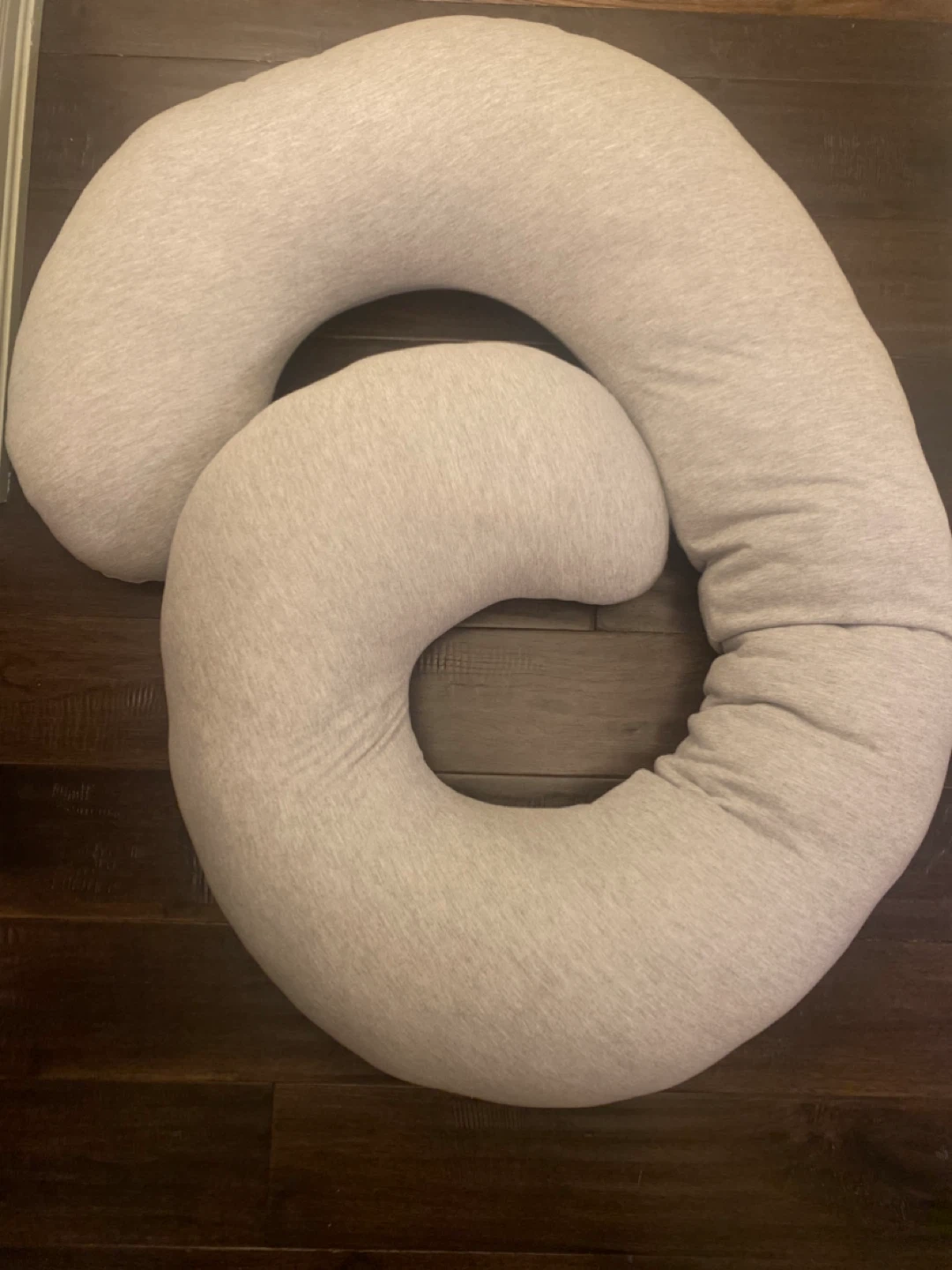 Pregnancy & / or Body Pillow– Excellent Condition