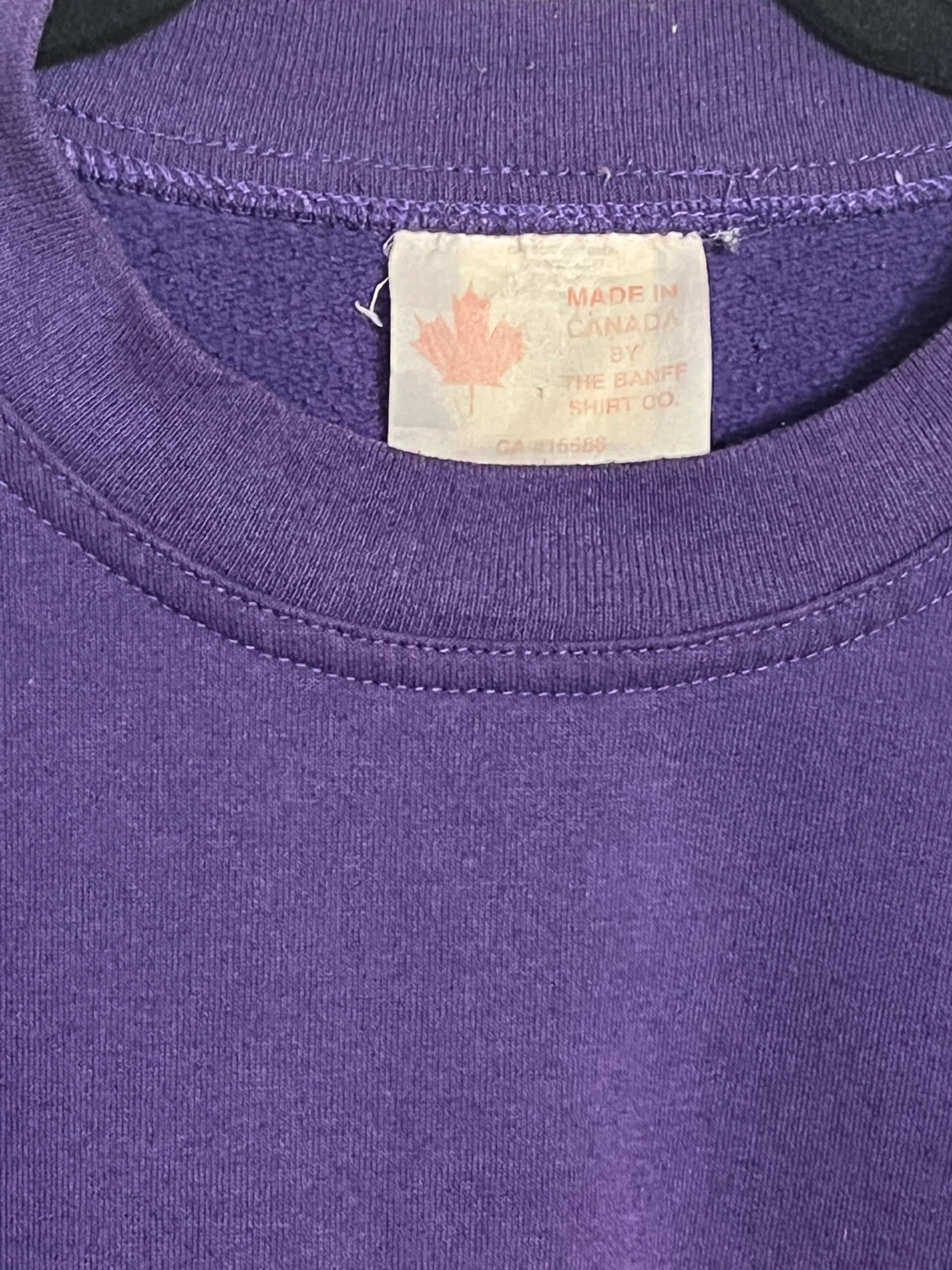 Banff Canada Embroidered Crewneck Sweatshirt Medium - photo 3