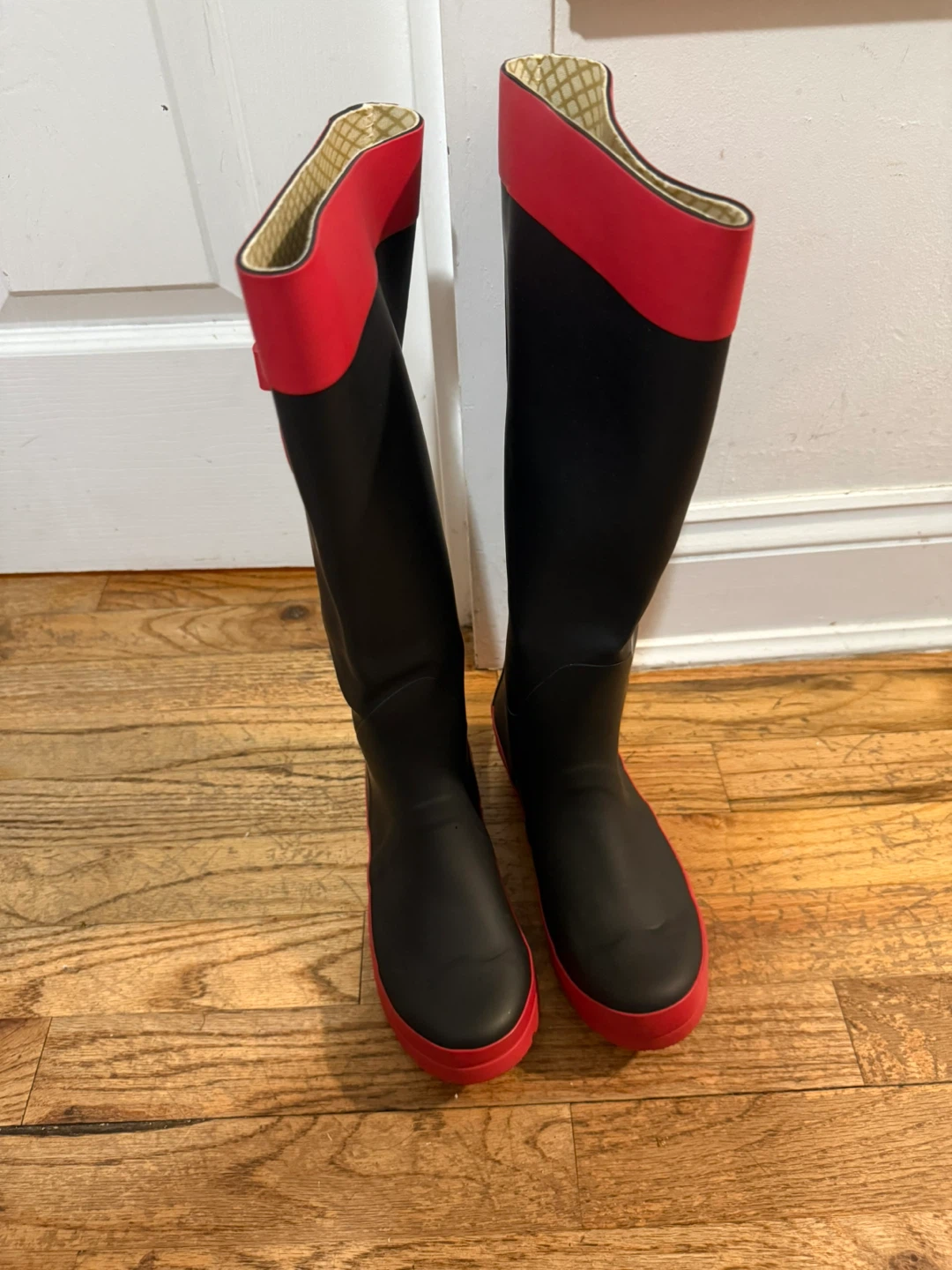 Nufoot Women's Black & Red Rain Boots Size 6/37