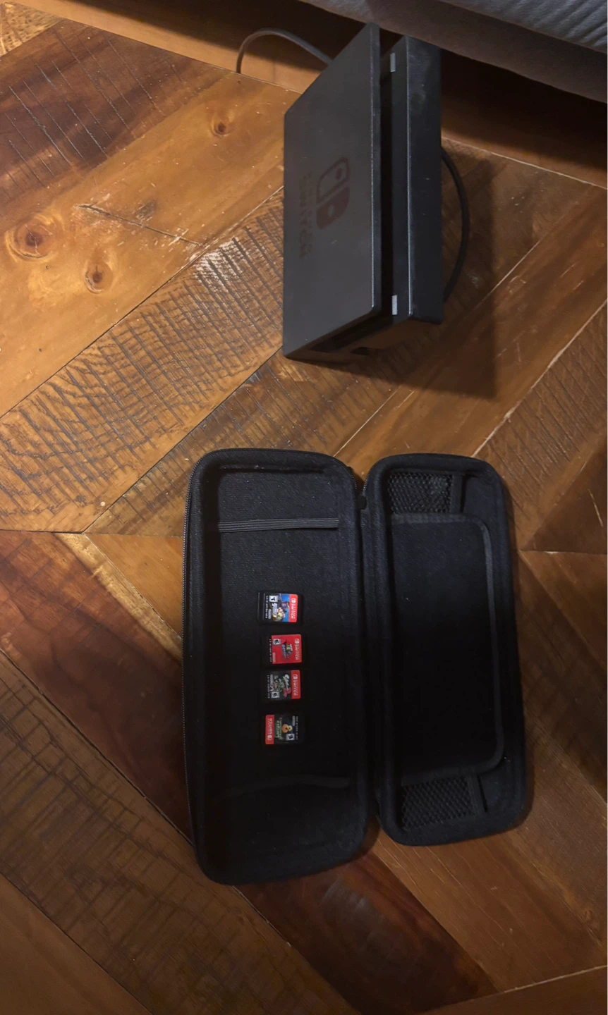 Nintendo Switch (Comes with Multiple controllers and games - photo 3