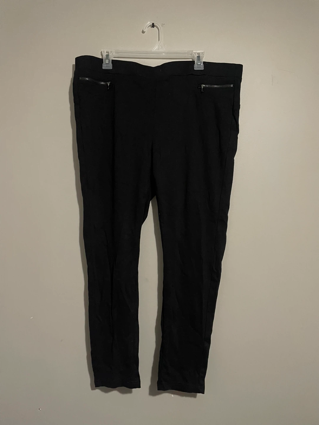 Black Pants with Zipper Pockets