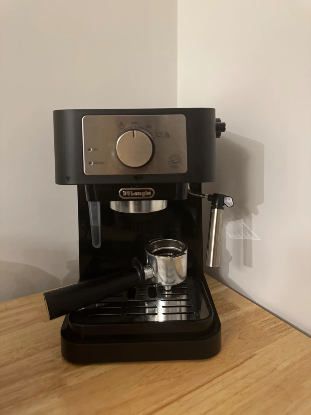 DeLonghi espresso machine - photo 2