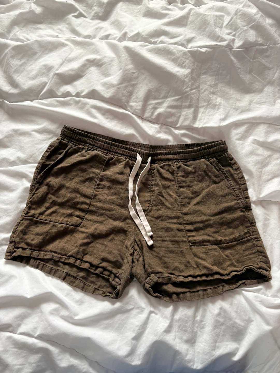Roots green drawstring shorts size L