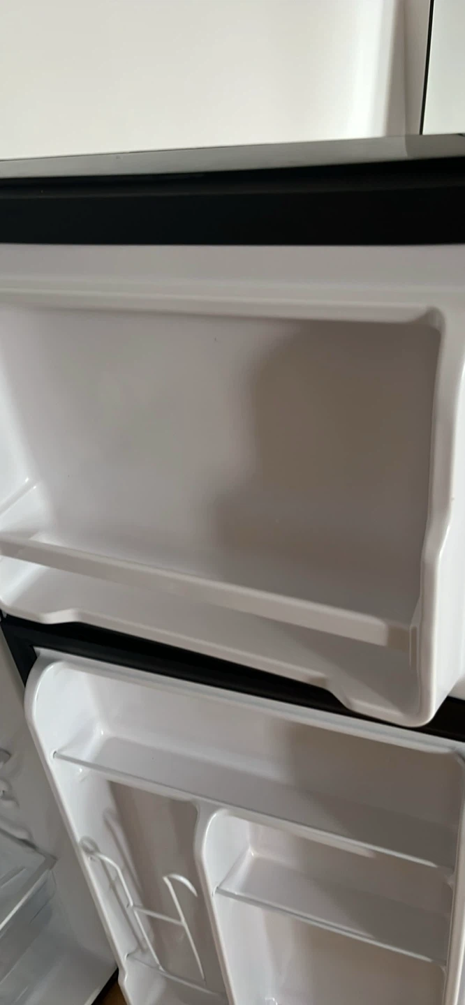 Frigidaire Mini Fridge - photo 2