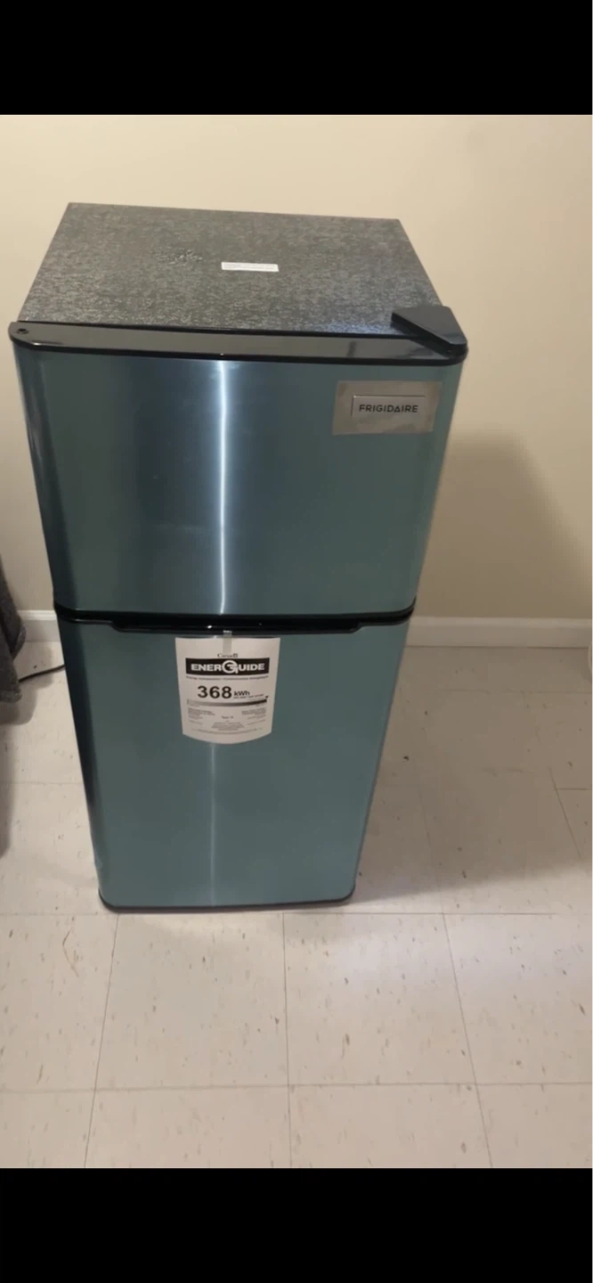 Frigidaire Mini Fridge