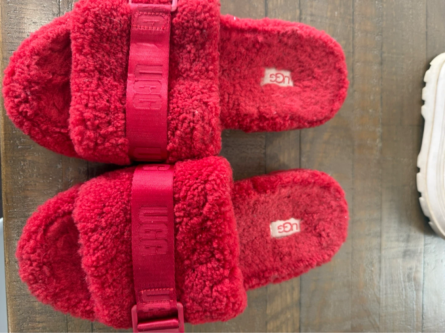 Red UGG Fluff Yeah Slides - photo 2