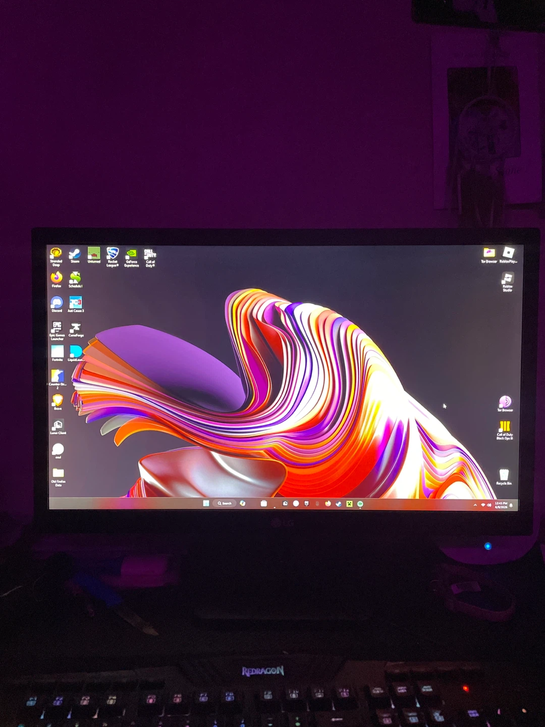 Lenovo Desktop Computer - photo 5