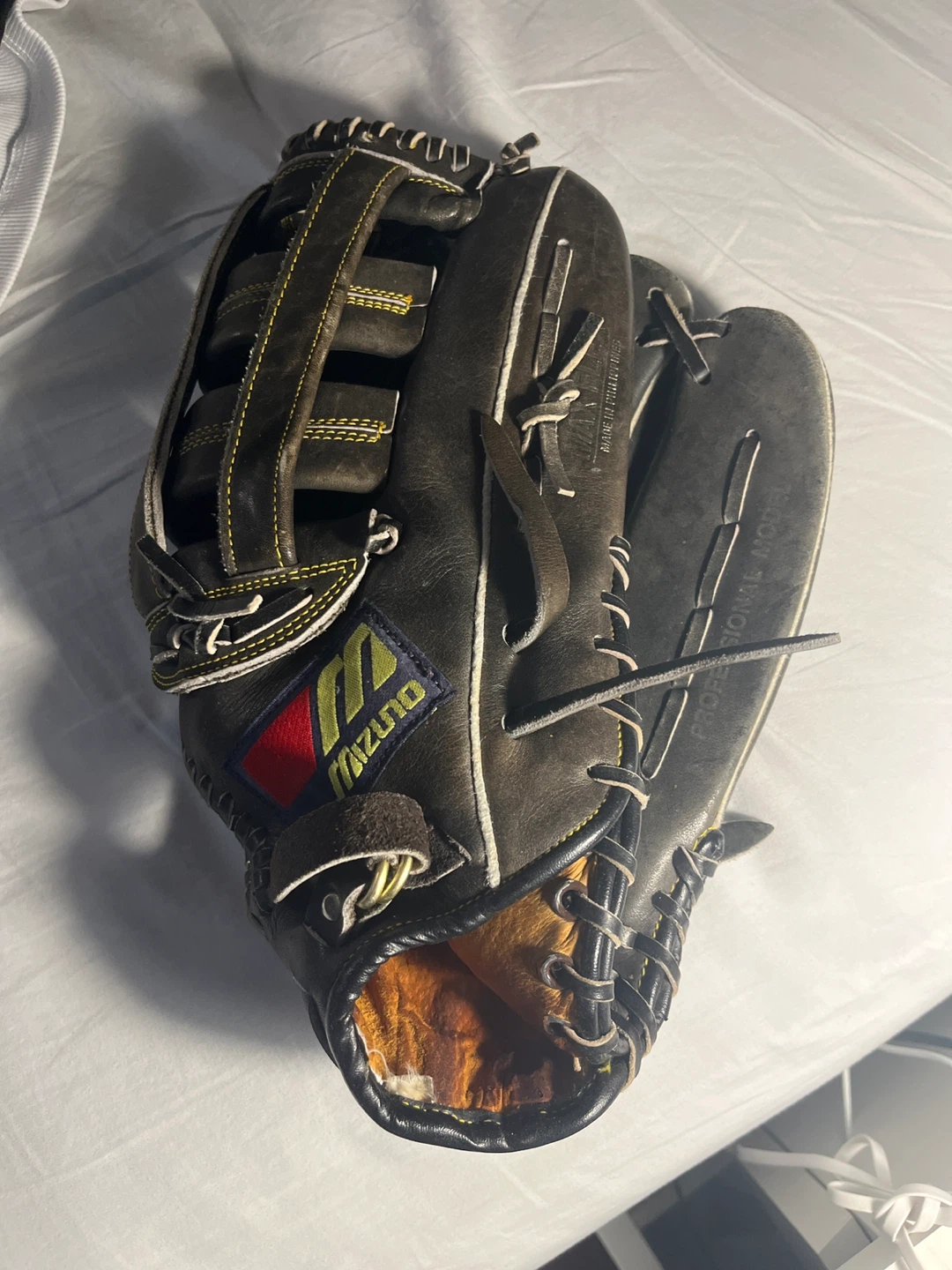 Mizuno Super Flex Palm Baseball Glove