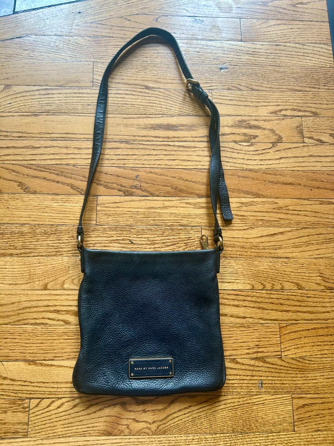 Marc by Marc Jacobs Black Leather Crossbody Bag - photo 2