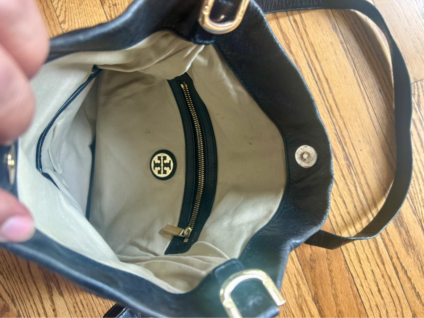 Tory Burch Black Leather Shoulder Bag - photo 5