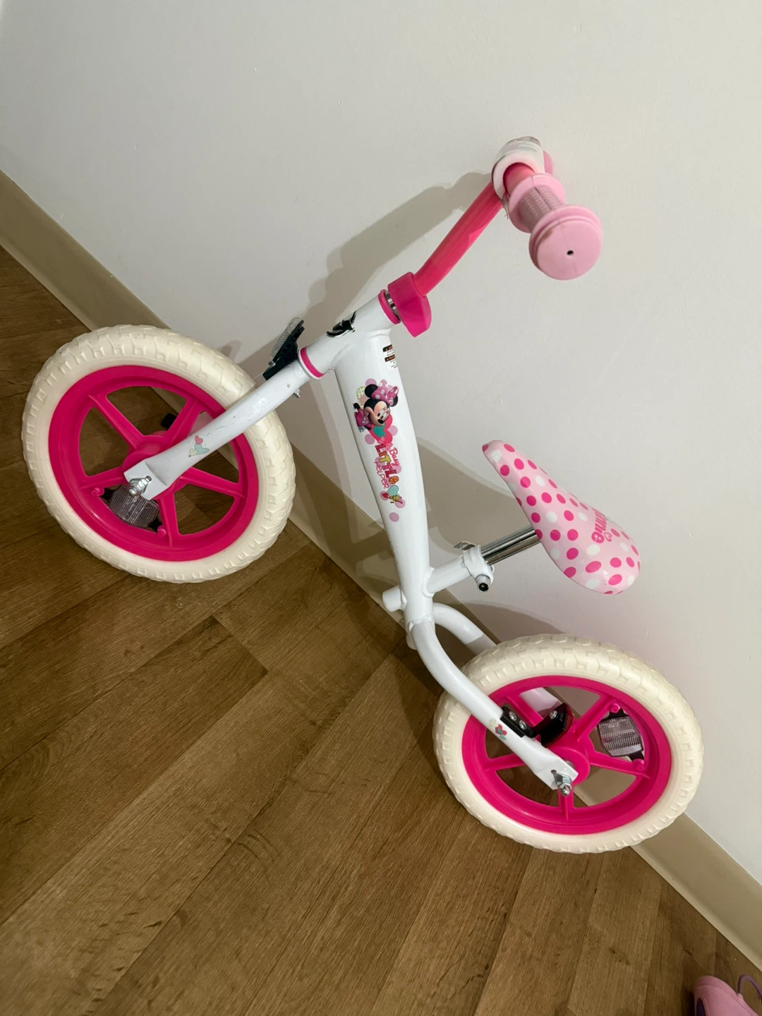 Minnie Mouse Balance Bike