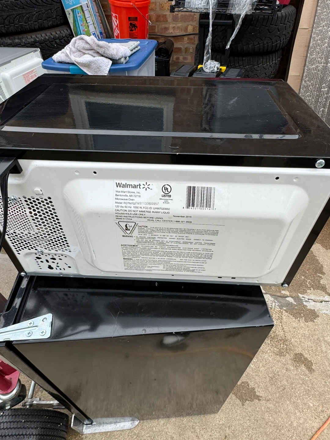 Rival Black Microwave Oven - photo 2