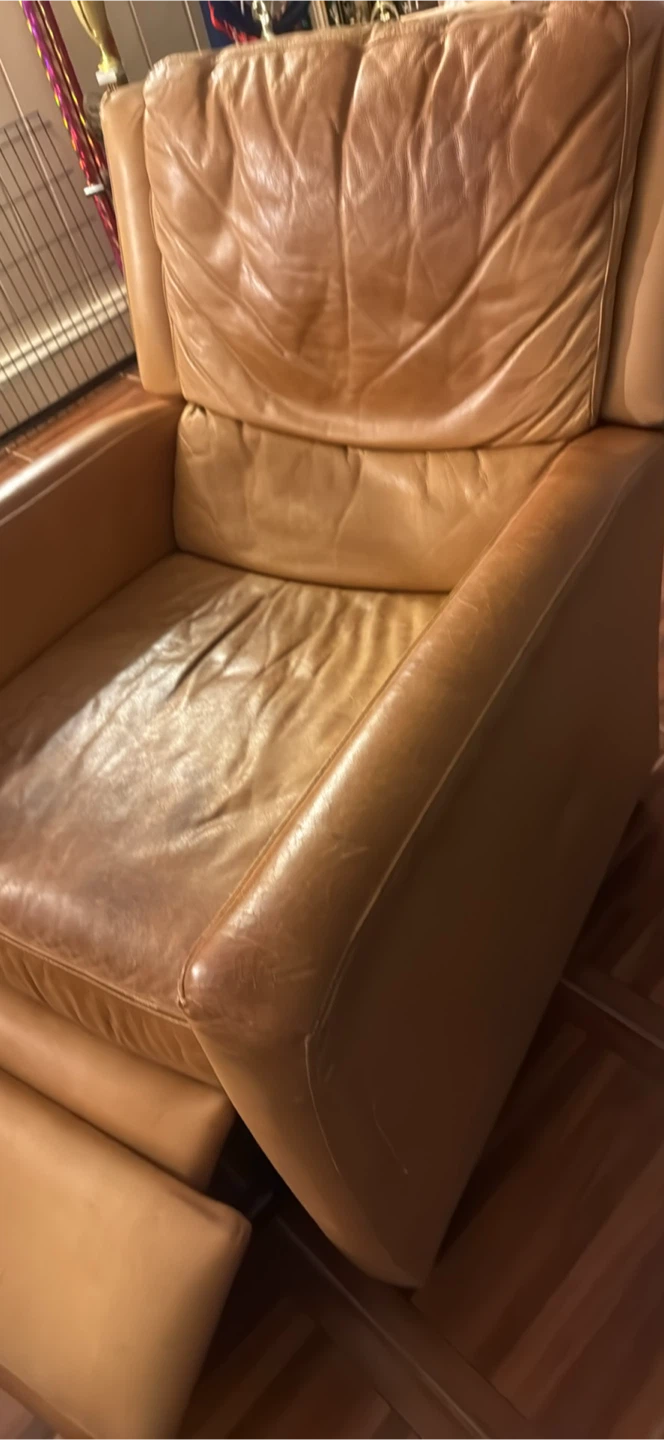 Tan Leather Recliner Chair - photo 2