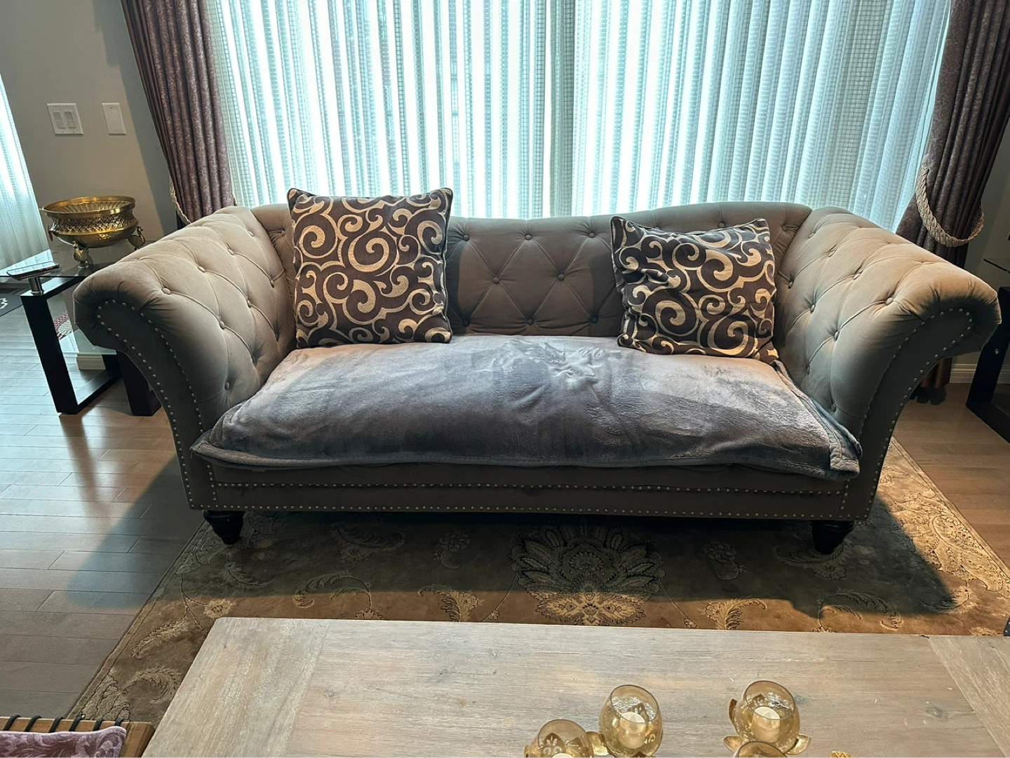 Tufted Chesterfield Sofa - photo 4
