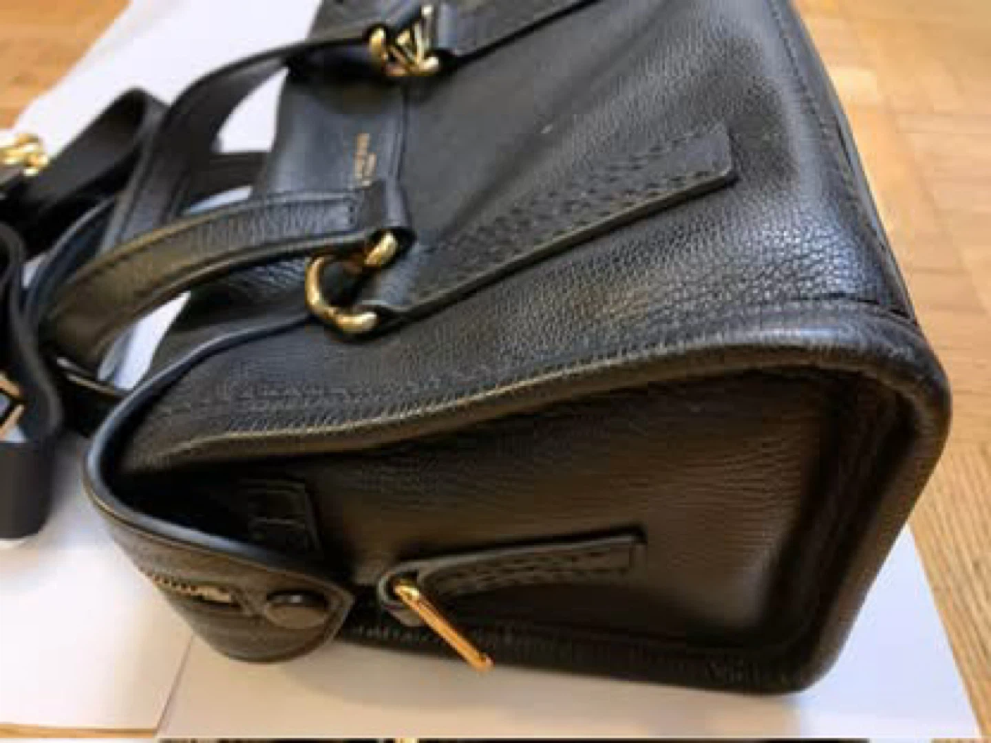 Black Marc Jacobs Leather Satchel Bag used two times - photo 5