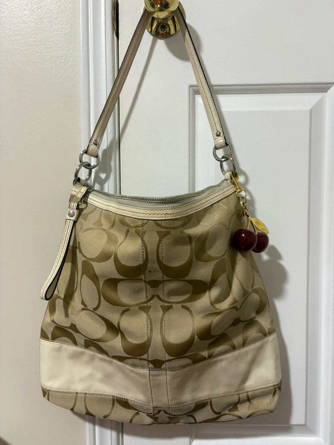 Vintage Coach Signature Stripe Hobo Shoulder Bag - Colour: Khaki