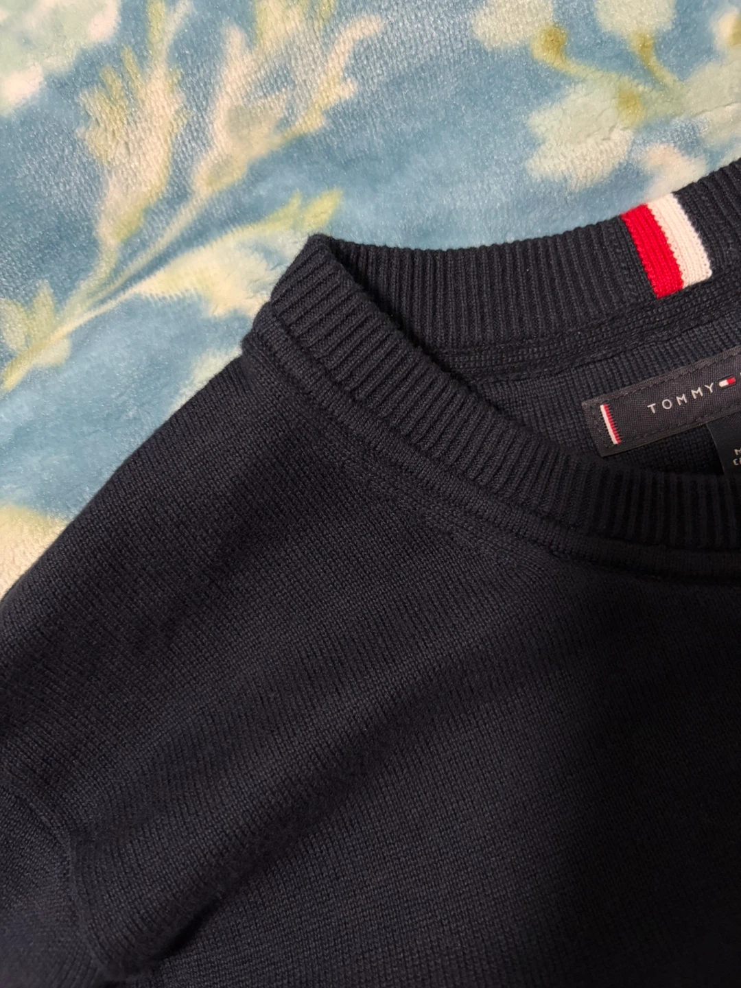 men’s tommy hilfiger crewneck sweater - photo 2