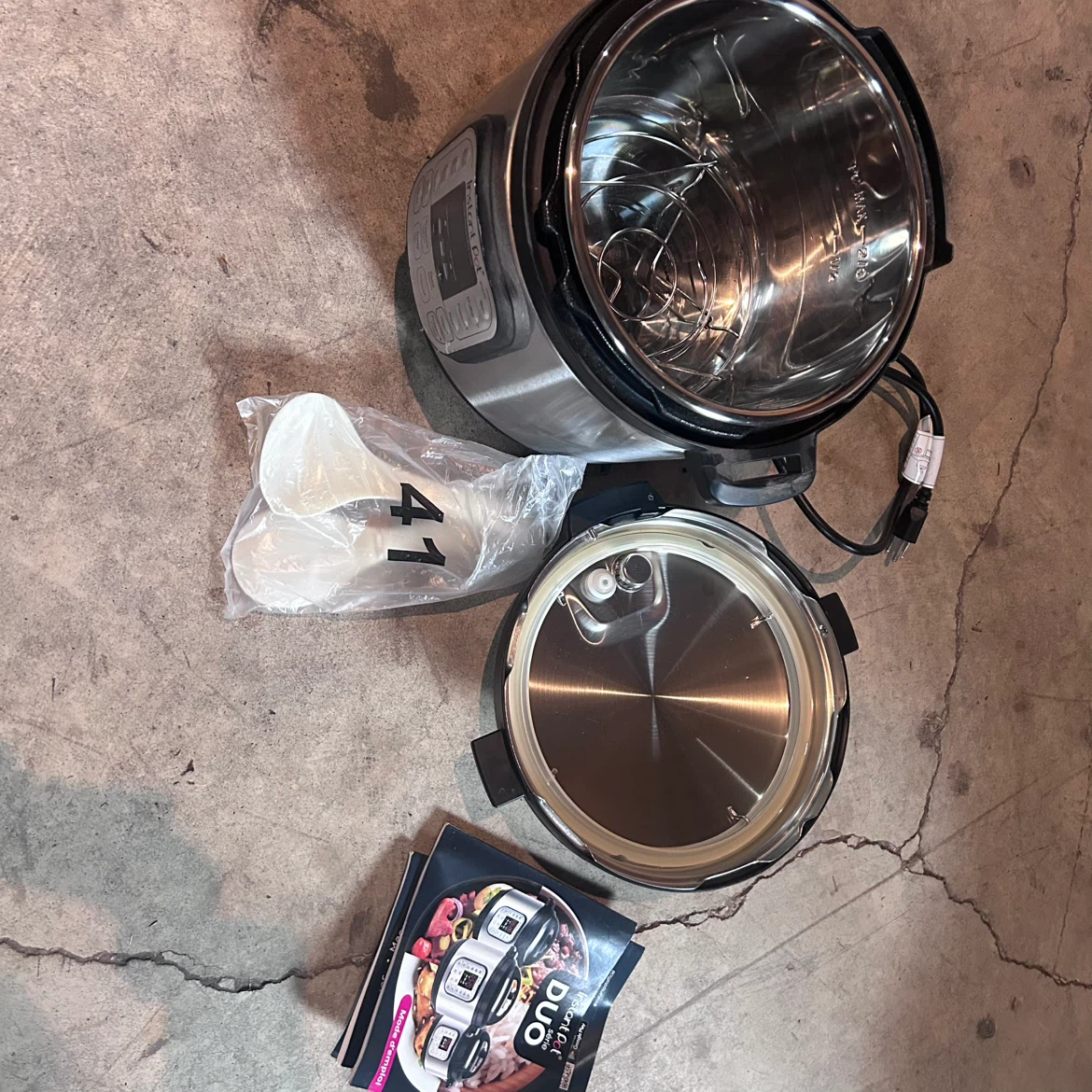 Instant Pot Duo 7-in-1 Electric Pressure Cooker - photo 2