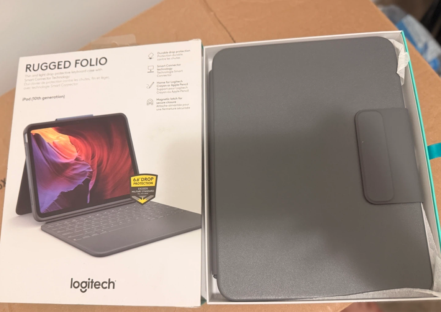 Logitech Rugged Folio Keyboard Case for iPad (10th gen) - photo 3