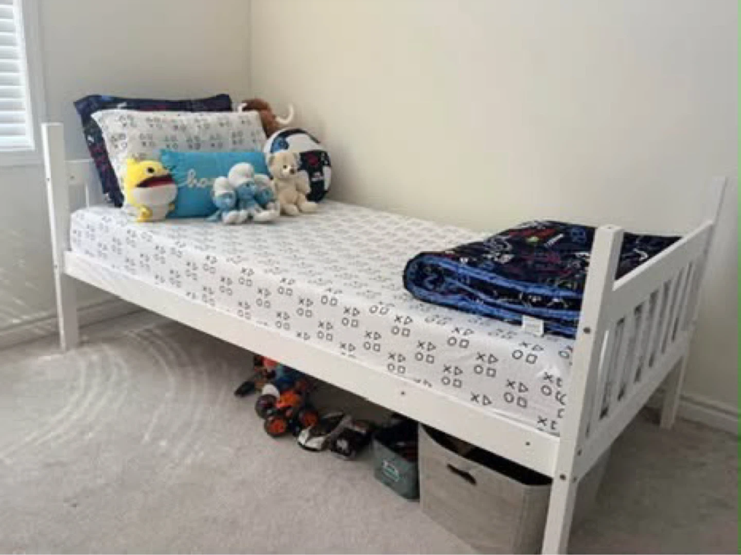 White Twin Bunk Bed with Mattresses - photo 4
