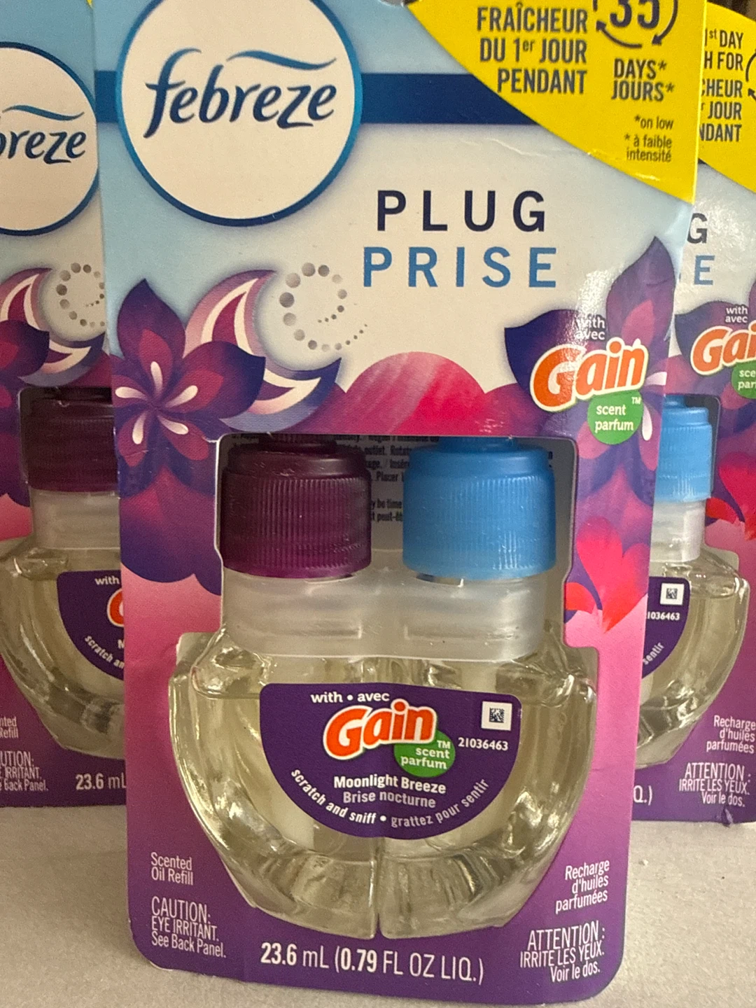 11 Febreze Plug-In Air Freshener Refills (Gain Moonlight Breeze)