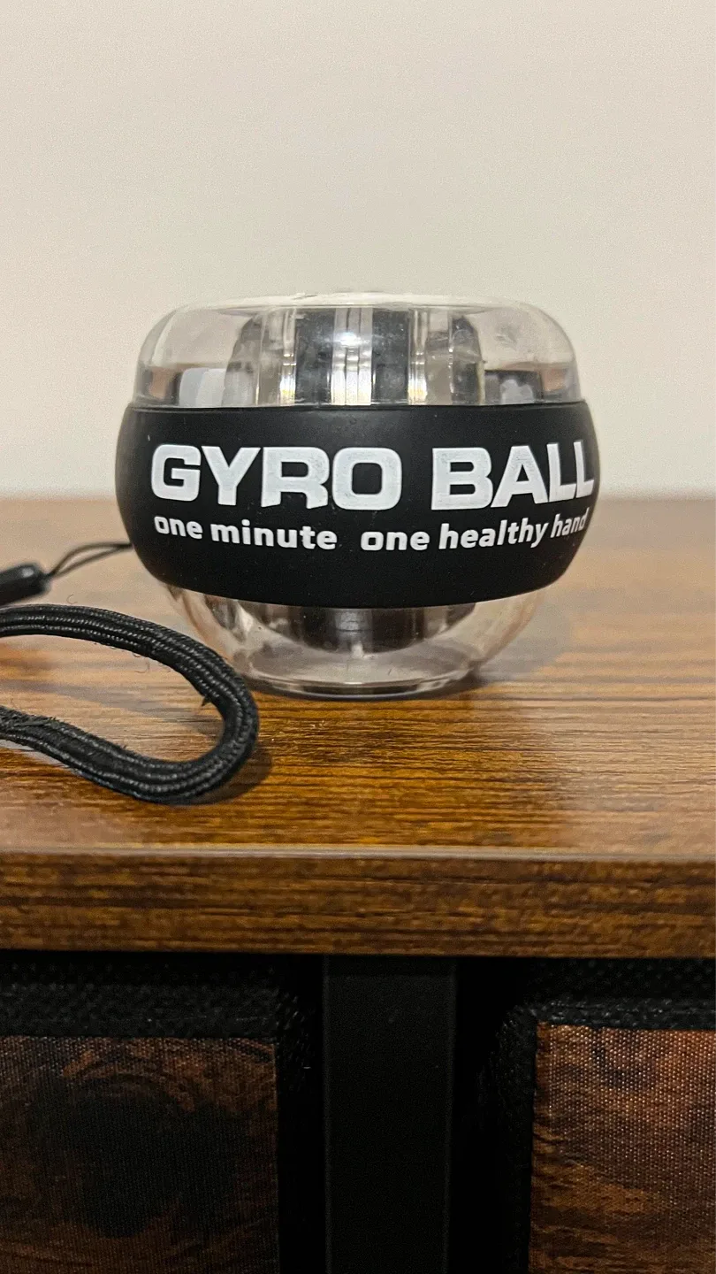 Gyro ball