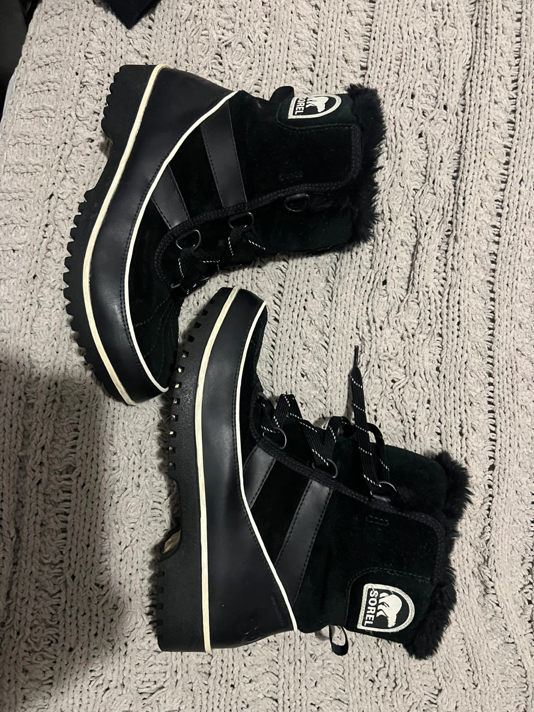 Sorel Women's Wedge Winter Boots Size 9