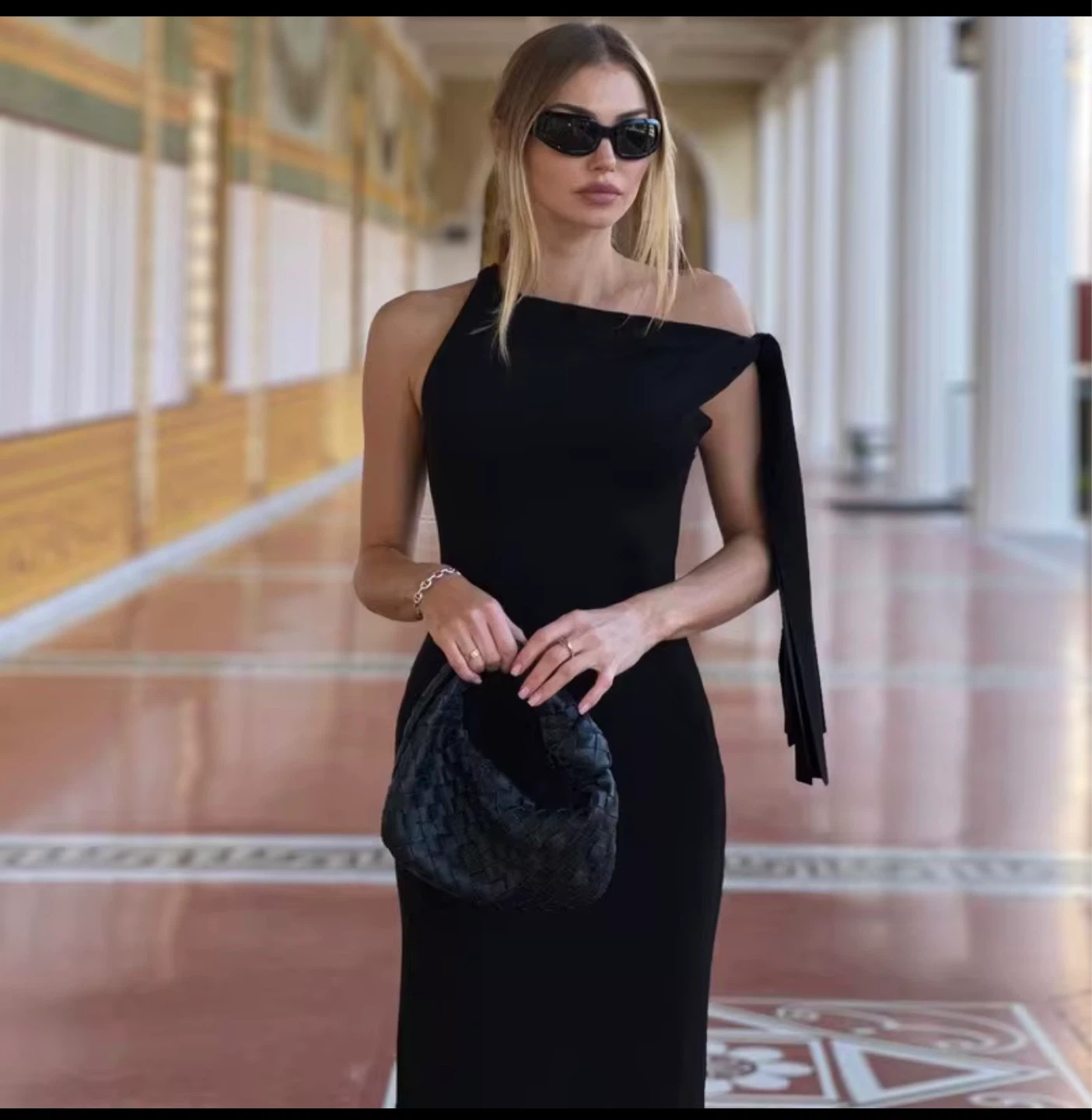 Black One-Shoulder Maxi Dress with Drape Detail - photo 4