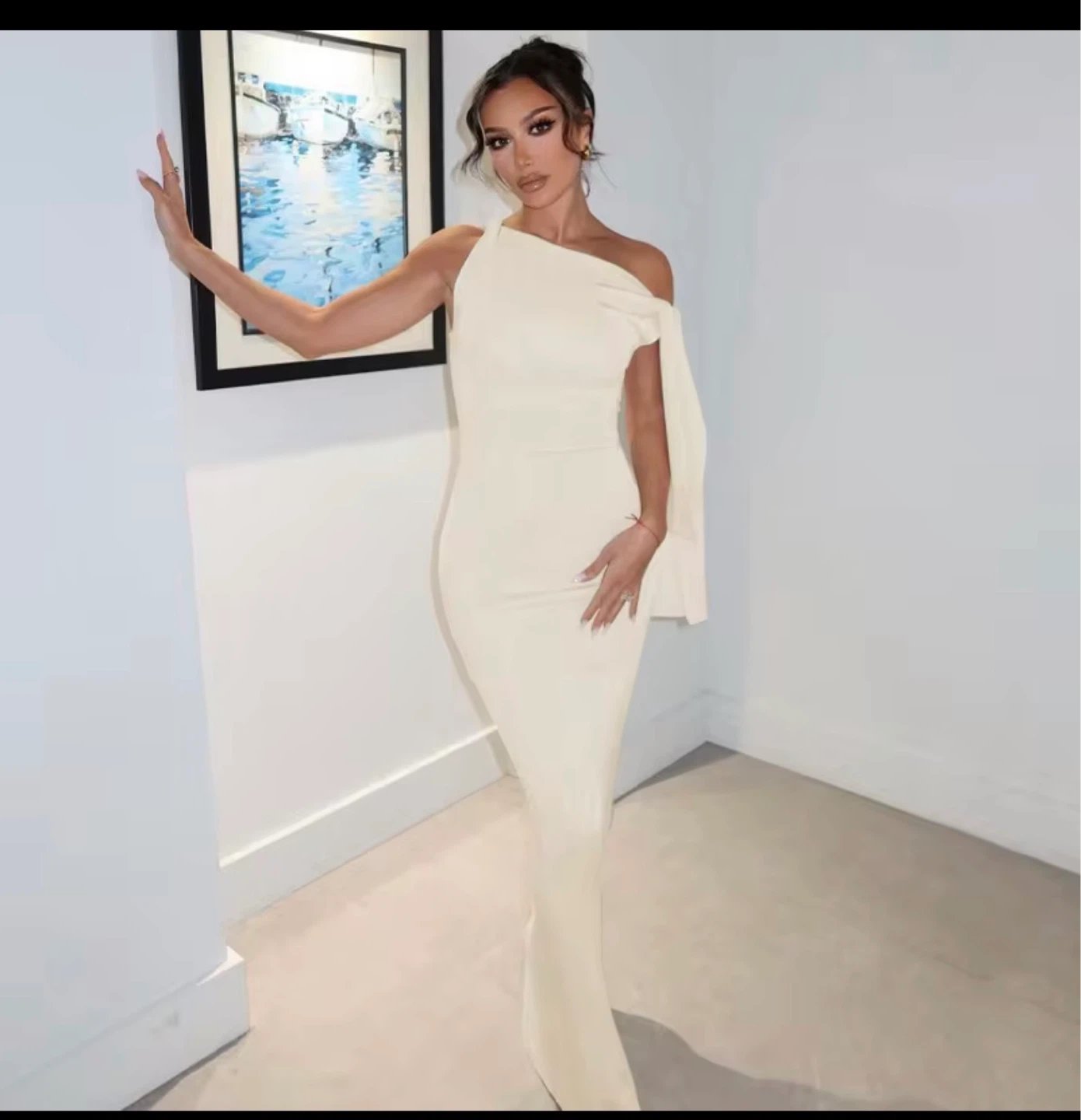 Elegant Cream Maxi Dress - photo 2