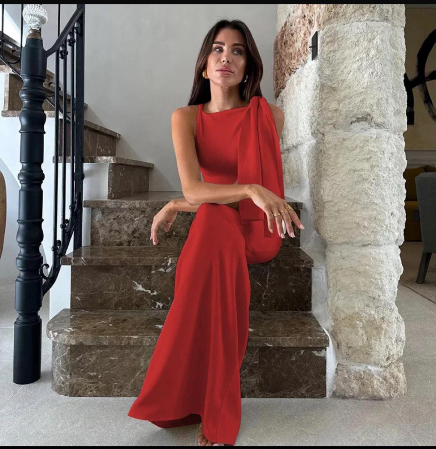 Red Dress - photo 2