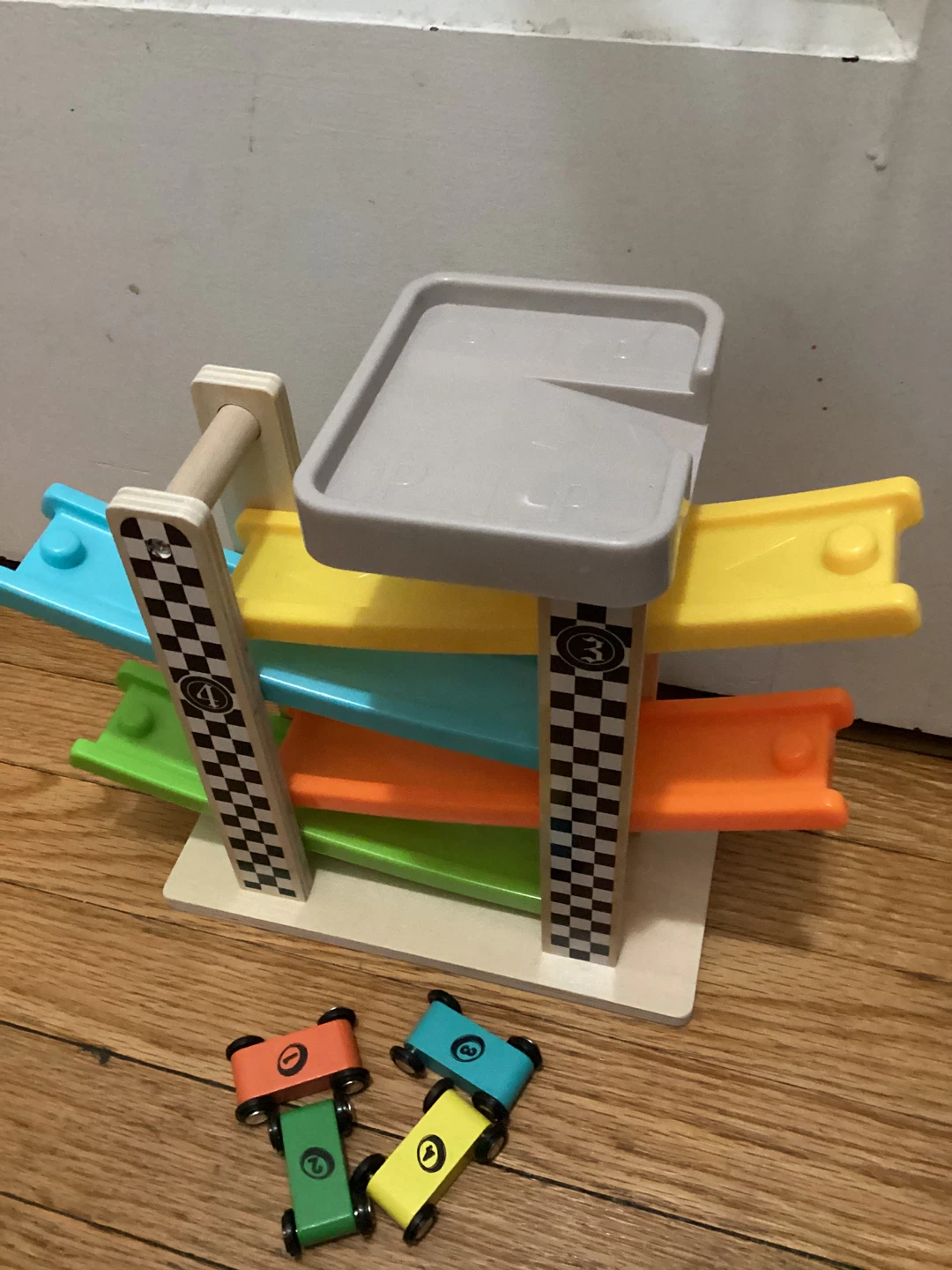 Wooden Car Ramp Toy with 4 Cars