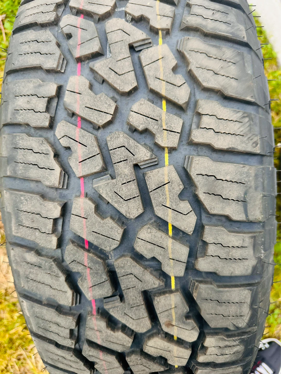 Falken Wildpeak AT4W All-Terrain Tire 285/65R18 - photo 4
