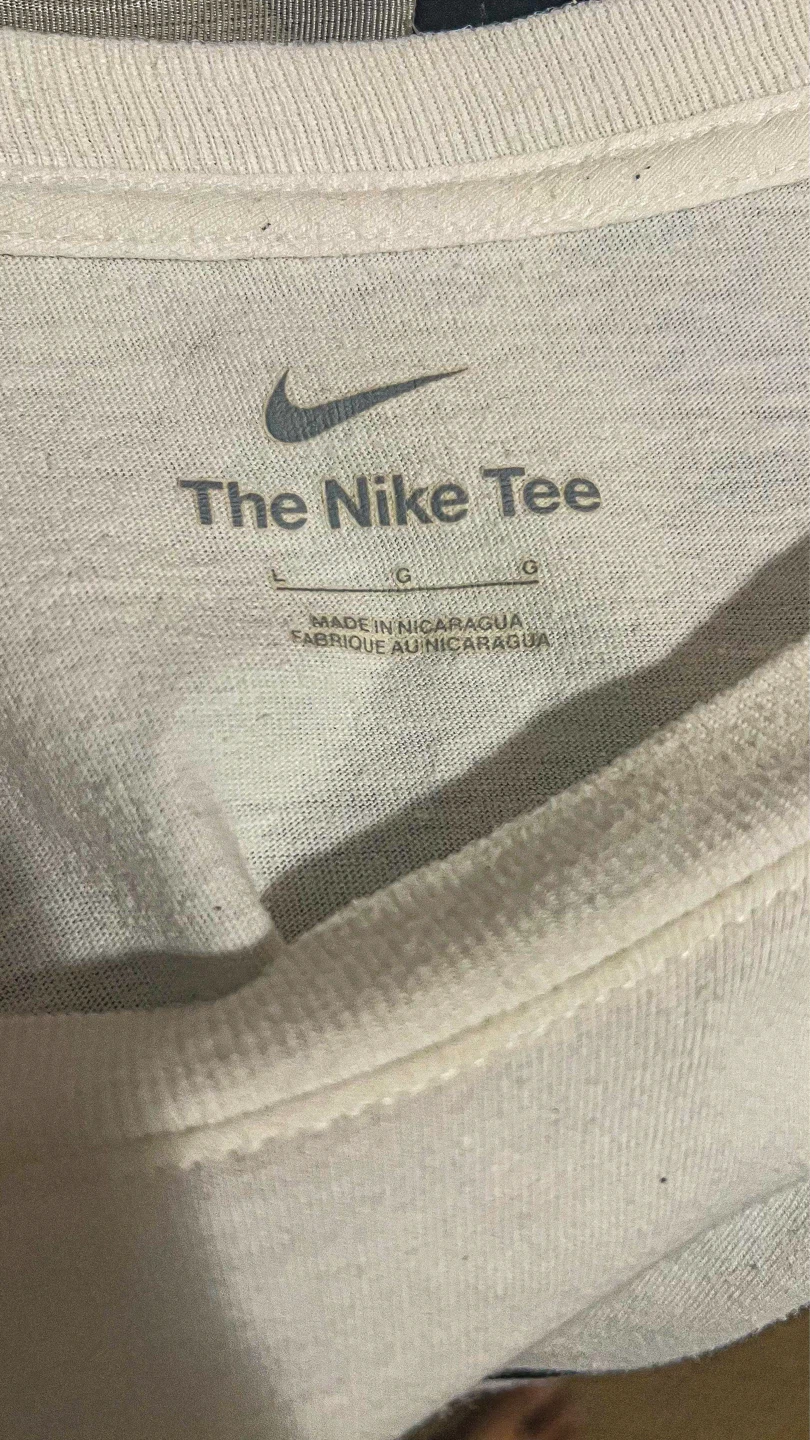 Nike T shirt Size L - photo 4