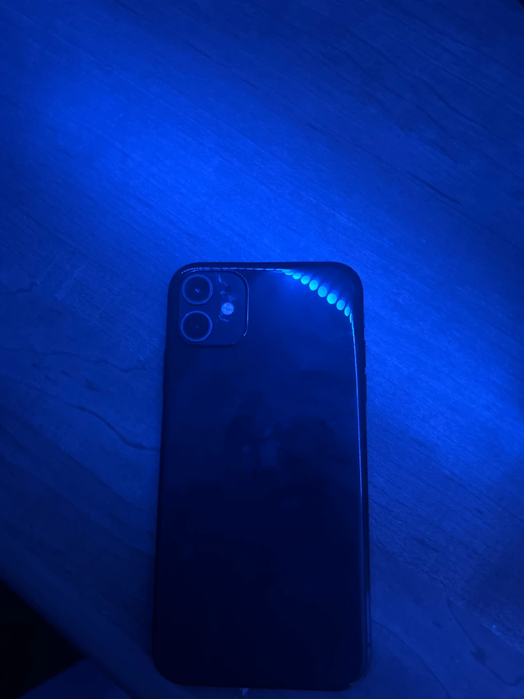 Apple iPhone 11 Pro - photo 2