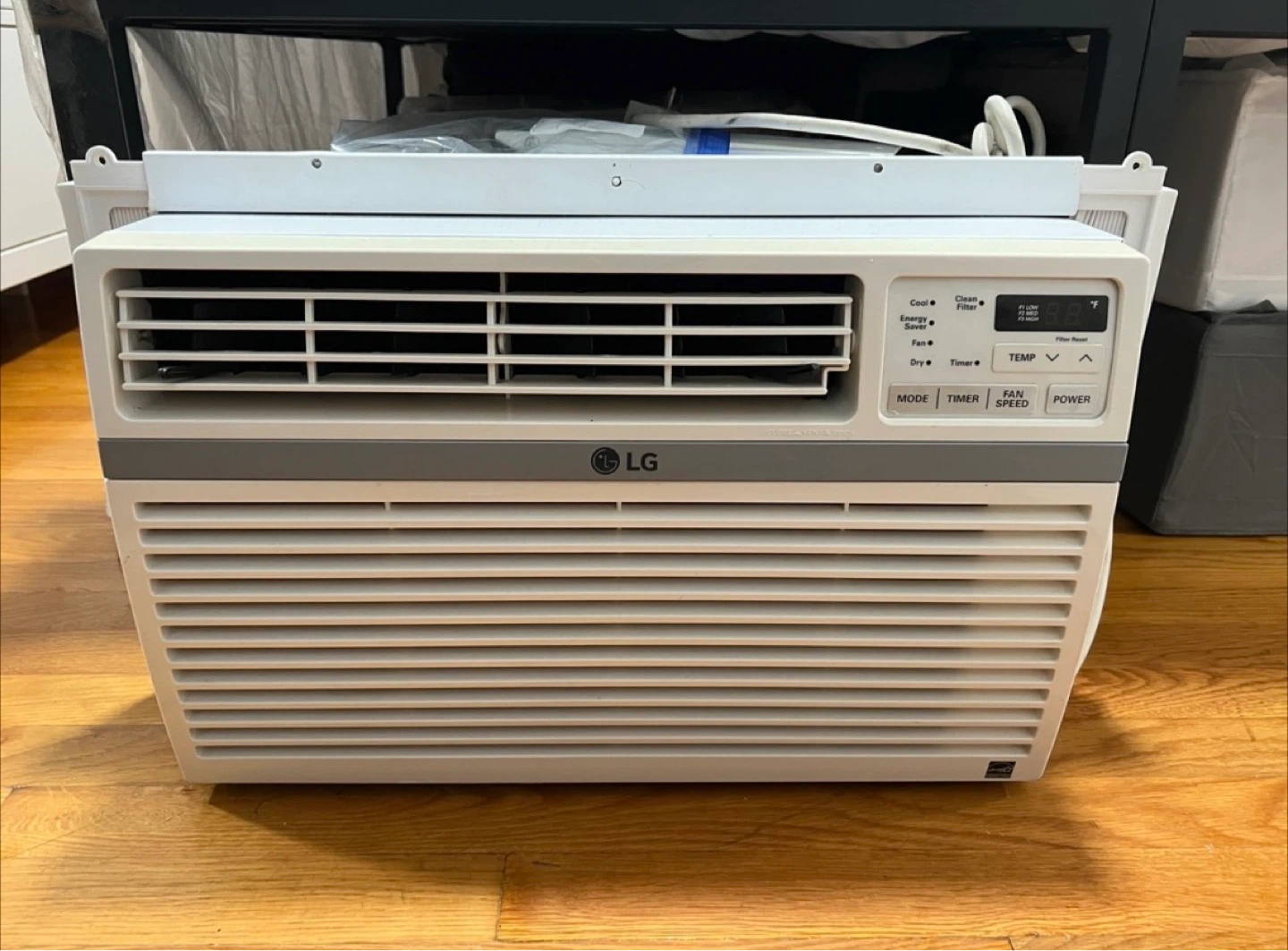 8000 BTU Quiet LG Window Air Conditioner with Mounting Bracket