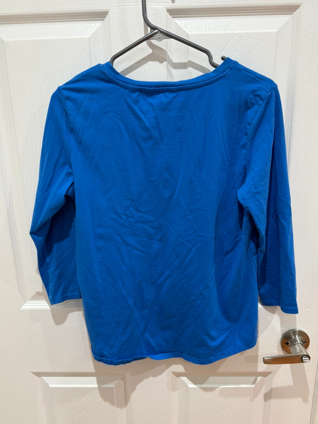 V-Neck Long Sleeve Shirts (2) - Medium - photo 5