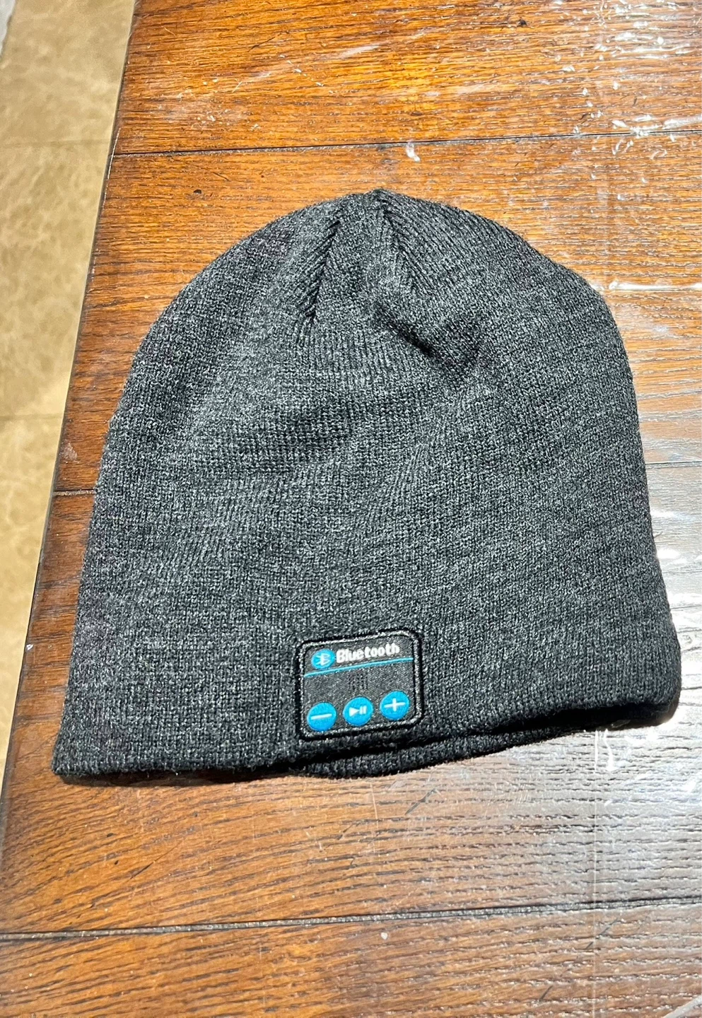 Bluetooth beanie