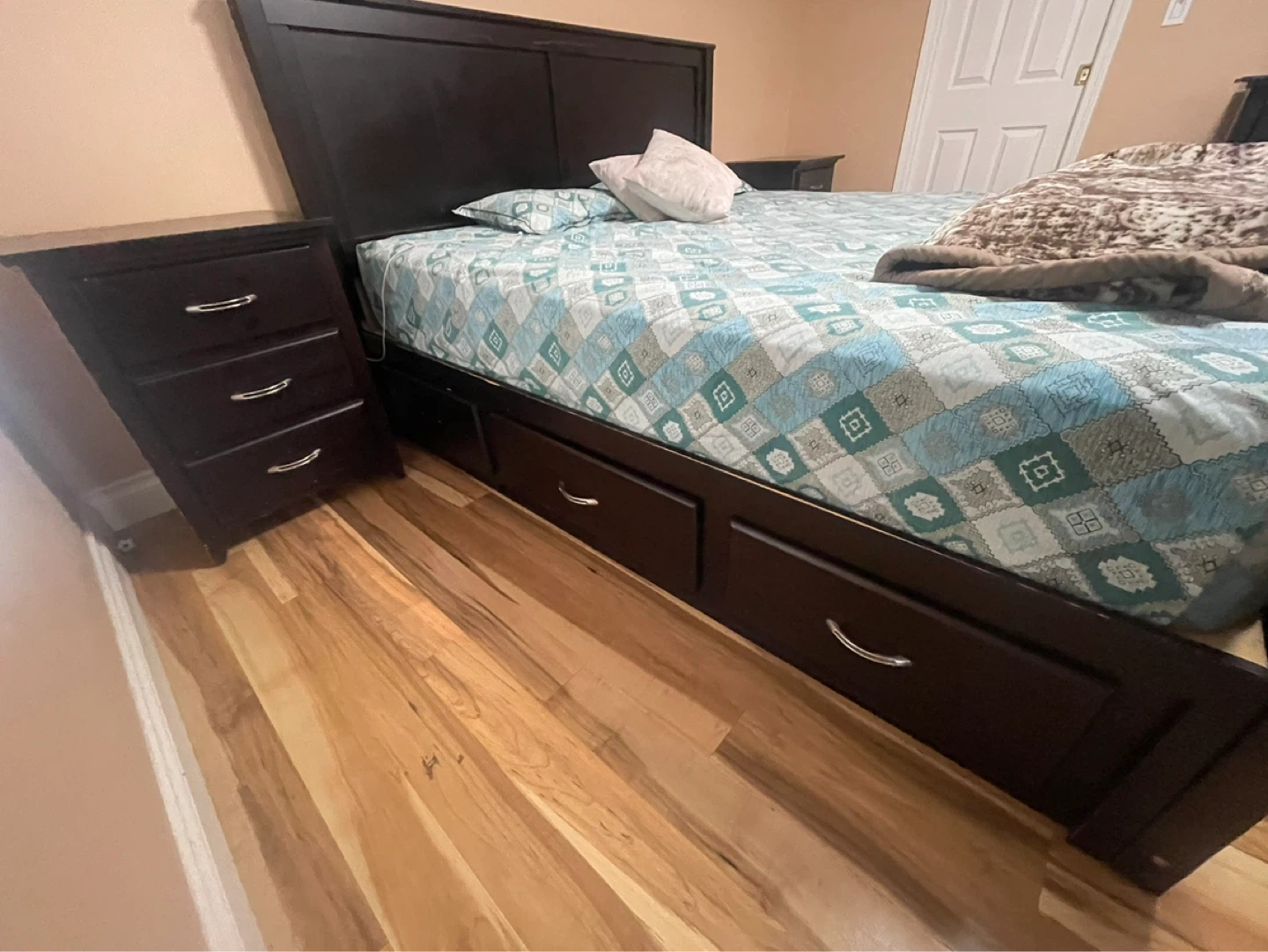 Dark Wood Bedroom Set - Bed Frame, Dresser, Nightstand - photo 3