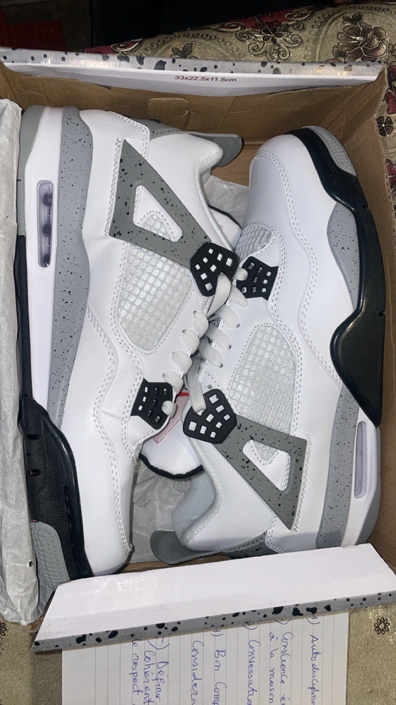 Air Jordan 4 Retro White Cement