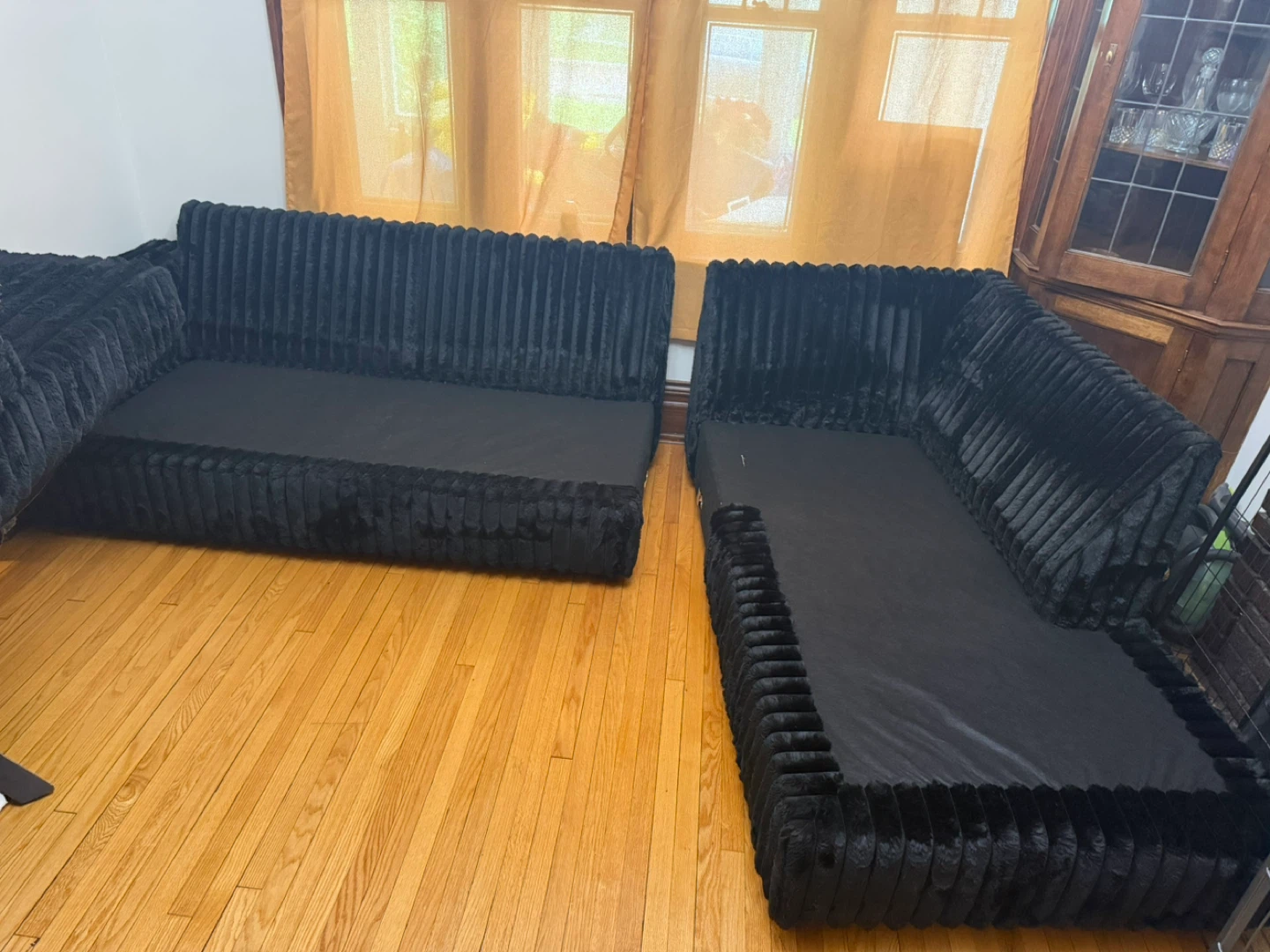 Plus Corduroy Sectional w/ Chaise - photo 4