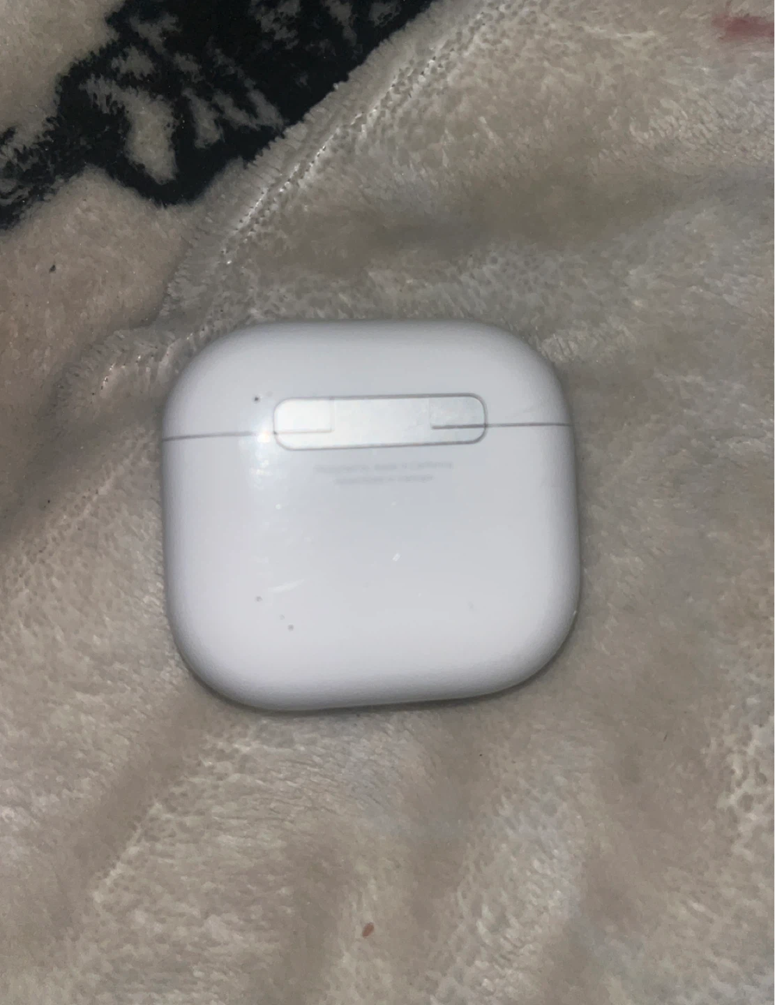 Apple AirPods 4 - photo 2